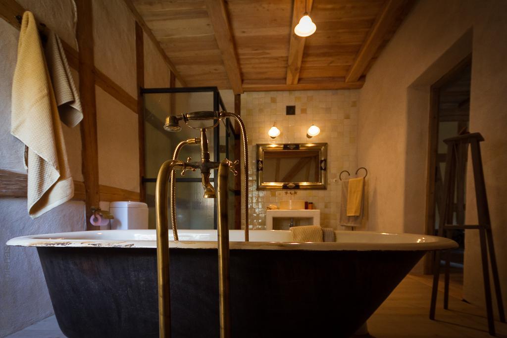 Dwor Dawidy Bed & Breakfast Mlynary Room photo