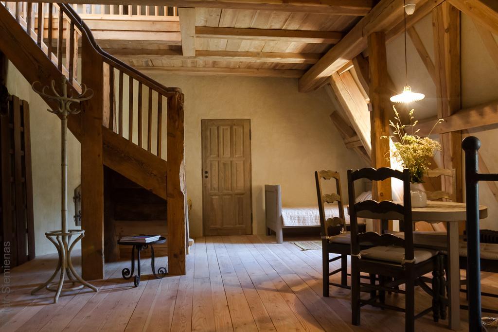 Dwor Dawidy Bed & Breakfast Mlynary Room photo